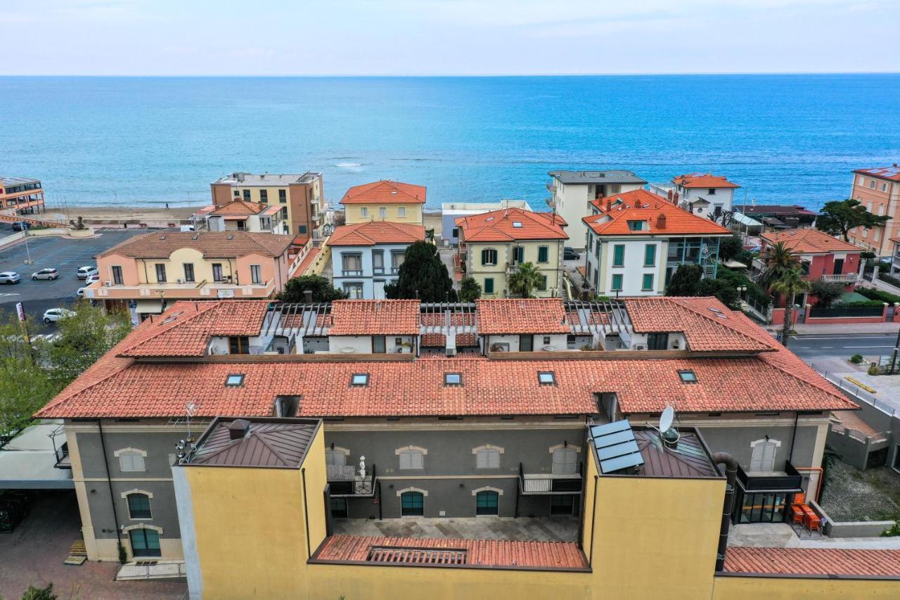 Casa Aurea Tre Posti Letto A 30 Metri Dal Mare Apartment San Vincenzo Exterior photo
