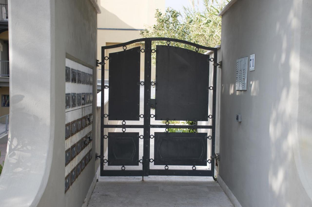 Casa Aurea Tre Posti Letto A 30 Metri Dal Mare Apartment San Vincenzo Exterior photo